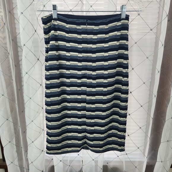Paper moon for Stitch Fix Navy Gray Stripe Knit Pencil Skirt Small - Picture 2 of 5